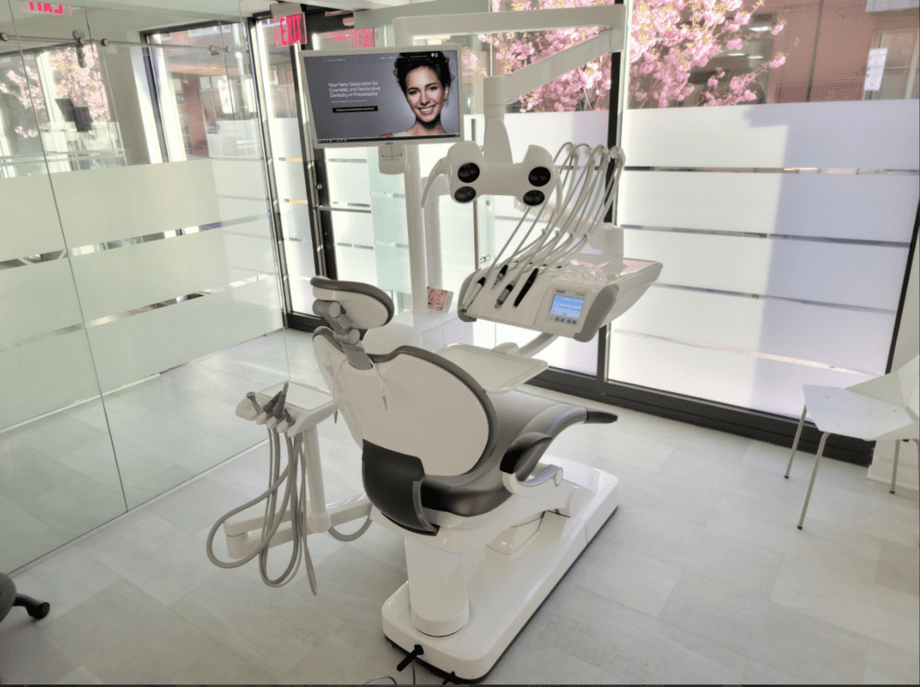 The Crown Procedure at Razavi Dental